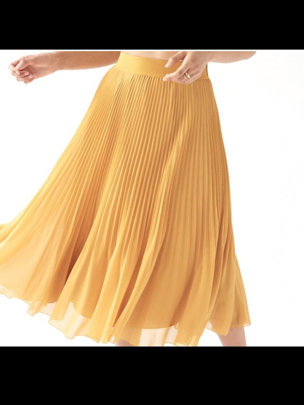 NWOT Aritzia Wilfred Terre Chiffon Skirt - Mustard Size M